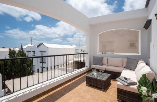 Tias Casa | Comfortable and modern apartment next to the Avenida central in Tías