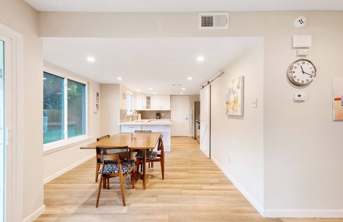 Austin Casa | Comfortable and Spacious - Extended Stays Welcome