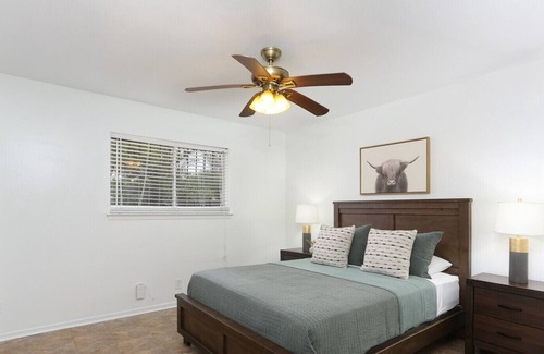 Leon Valley Casa | Comfortable and Stylish Home Near Lackland AFB