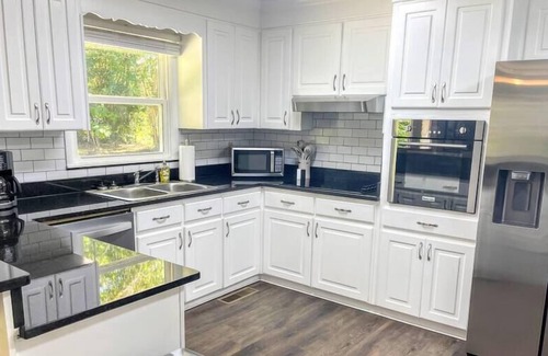 Dothan Casa | Comfortable and Stylish | Live Like a Dothan Local