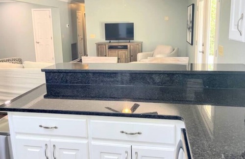 Dothan Casa | Comfortable and Stylish | Live Like a Dothan Local