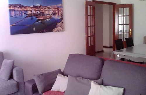 Aguas Santas Apartamento | Comfortable apartment 10 minutes from downtown Porto