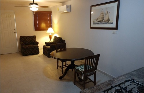 Los Mochis Apartamento | Departamento confortable en zona residencial muy tranquila y segura.