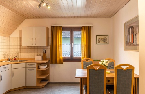 Ueberlingen Apartamento | Cómodo apartamento "Haus 18" cerca del lago de Constanza con Wi-Fi