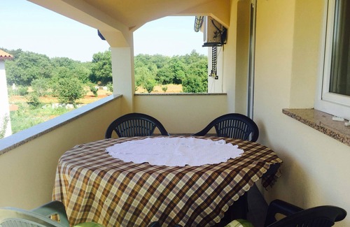 Pinezici Apartamento | Cómodo apartamento para hasta 6 personas en el típico pueblo de Istria