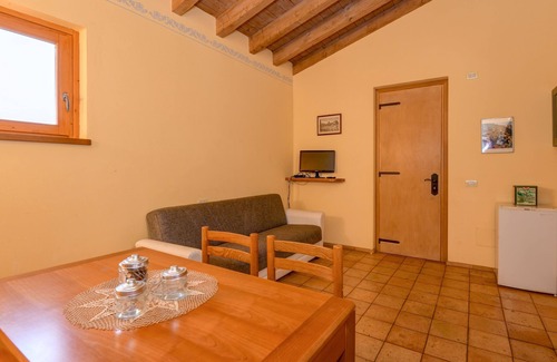 Gavardo Apartamento | Confortable apartamento Vittorio en Agriturismo Colleincanto
