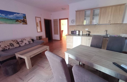 Susanj Apartamento | Cómodo apartamento con vista al mar