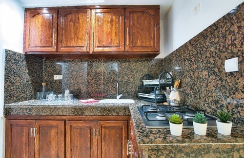 Cite Charaf Apartamento | COMFORTABLE APARTMENT WITH BALCONY 400 M FROM THE BEACH Apartment 7