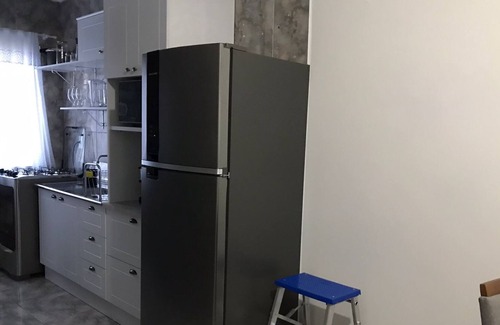 Nacoes Apartamento | Comfortable and well located apartment 3 blocks from the sea