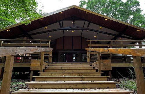 Mill Spring Cabina | Comfortable cabin in the mountains of North Carolina, located near TIEC.