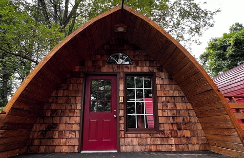 Mill Spring Cabina | Comfortable cabin in the mountains of North Carolina, located near TIEC.