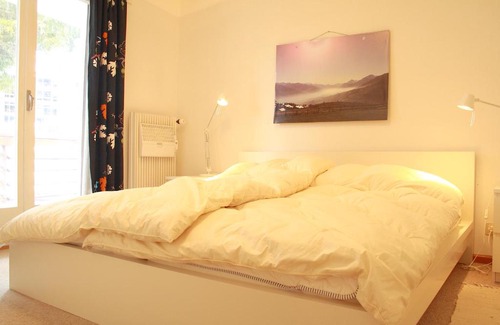 Lens Apartamento | Comfortable & Central | Rainbow B