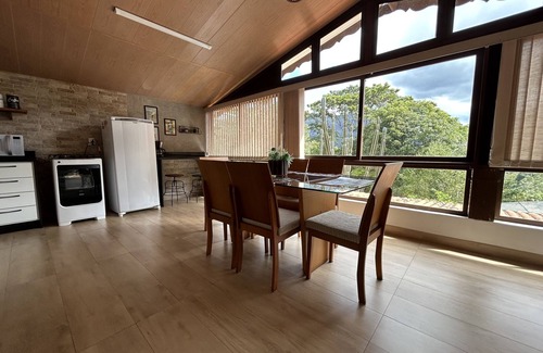 Nova Friburgo Chalet De Esquí | Comfortable chalet near the center