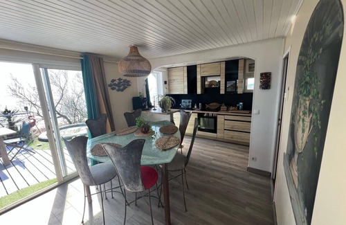 Marseillan Chalet De Esquí | Comfortable chalet, ideally located, with direct beach access