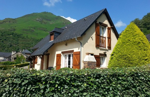 Beost Chalet De Esquí | CHALET CÓMODO, TRANQUILO, VISTA MAGNÍFICA, IDEAL PARA SUS VACACIONES.