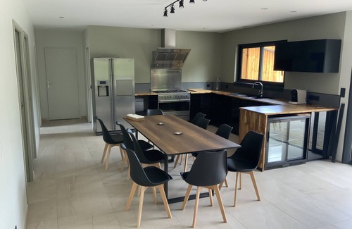 Vensac Chalet De Esquí | Comfortable chalet with heated pool