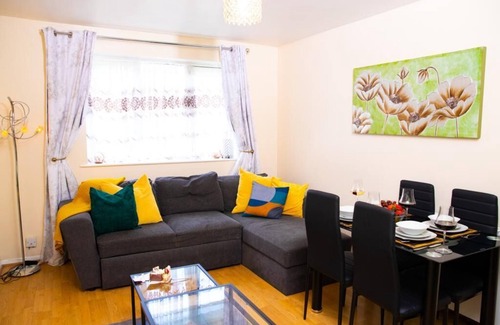 Haselbury Apartamento | Comfortable, clean, homely apartment near Tottenham Stadium and local amenities