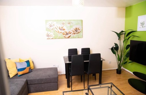 Haselbury Apartamento | Comfortable, clean, homely apartment near Tottenham Stadium and local amenities