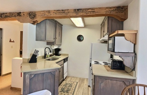 Taos Ski Valley Condominio | Comfortable Condo Close to the Fun