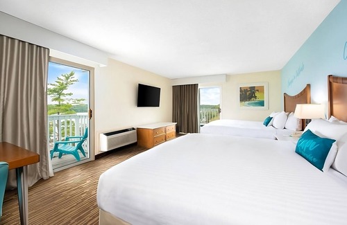 Osage Beach Hotel | Comfortable Countryside Stay! Pool, Free Parking, Near Main Street Music Hall