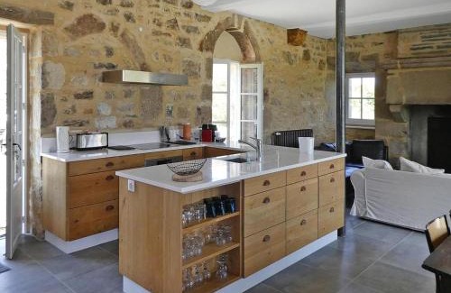 Plougasnou Casa | Comfortable country villa, near coast, Plougasnou
