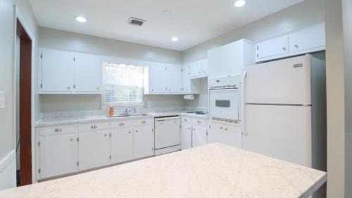 Mobile Casa | Comfortable Cozy Getaway 3 Bedroom with Gameroom