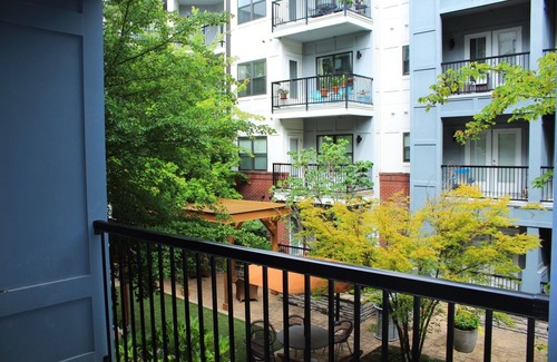 SoNo Condominio | Comfortable & cozy Midtown Atlanta condominium