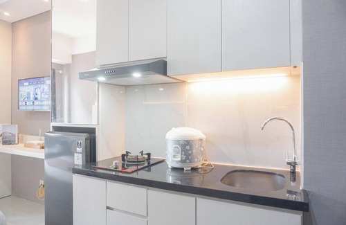 Bekasi Timur Apartamento | Comfortable Design Studio Room At Transpark Juanda Bekasi Timur Apartment