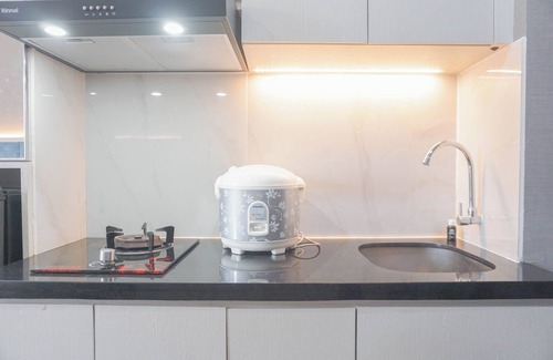 Bekasi Timur Apartamento | Comfortable Design Studio Room At Transpark Juanda Bekasi Timur Apartment