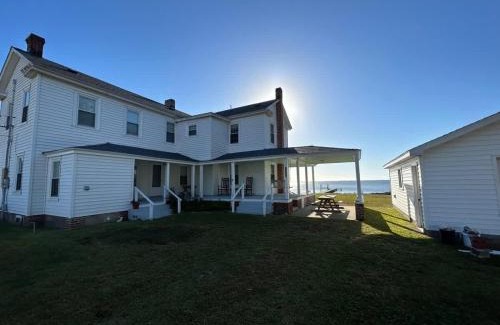 Atlantic Casa | Comfortable Down East Waterfront Farmhouse