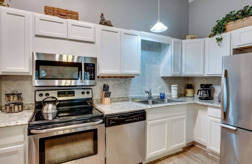 Historic Downtown Savannah Apartamento | Comfortable Escape 2BR Historic Downtown