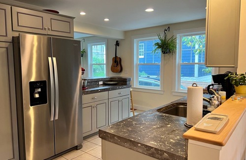 Loveitts Field Casa | Comfortable, family-friendly home just steps from Willard Beach!