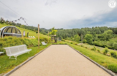Chauffailles Casa | Comfortable family estate in the countryside with jacuzzi, 15 people maximum.