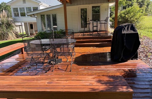 Reed Creek Casa | Comfortable - family friendly lake house