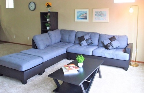 Fort Lewis Casa | Comfortable & Family friendly house near WA State Fair, JBLM, PLU, golf, & parks