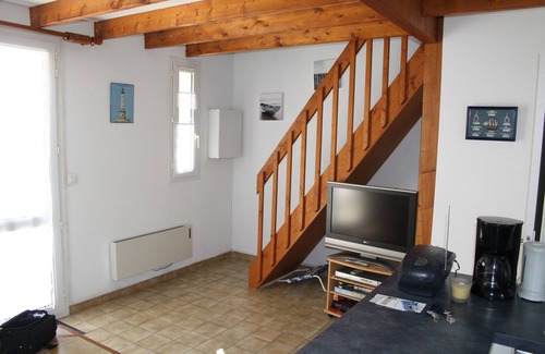 Meschers-sur-Gironde Villa | Villa confortable en residencia con piscina y cancha de tenis