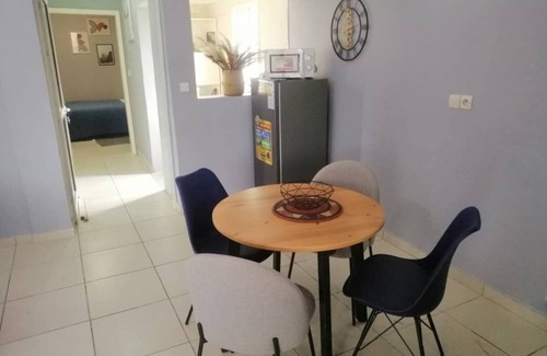 Libreville Apartamento | Alojamiento individual totalmente equipado solo para ti.