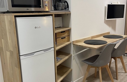 Rochefort Apartamento | Comfortable furnished studio on ground floor near the spa (N°36)