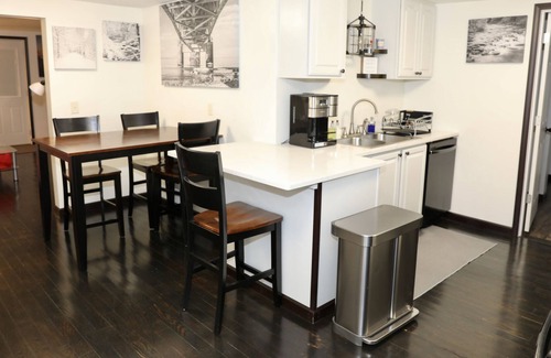 Hillsdale Casa | Comfortable Hillsdale Retreat