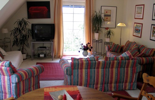 Nieheim Apartamento | Comfortable holiday apartment in an idyllic location at the edge of the forest