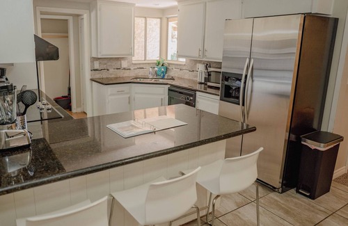Rancho Oakey Casa | Comfortable Home away from Home just 5 minutes from Las Vegas Strip