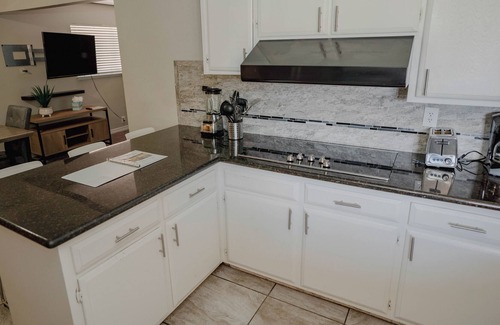 Rancho Oakey Casa | Comfortable Home away from Home just 5 minutes from Las Vegas Strip