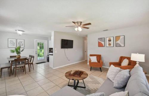 Dade City Casa | Comfortable Home in Dade City!