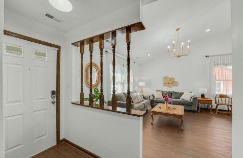 Southeast Raleigh Casa | Comfortable home in Raleigh w big fenced backyard