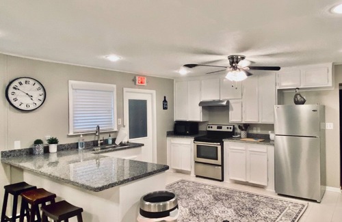 Conroe Casa | Comfortable home in the heart of Conroe, Texas and minutes away from Lake Conroe
