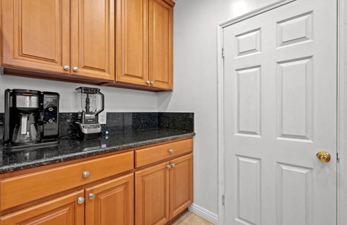 Alhambra Apartamento | Comfortable Home Near LA With Full Kitchen Laundry
