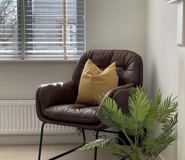 Charlestown Casa | Comfortable Home w Private Parking Charlestown