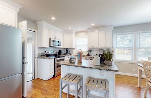 Dunean Casa | Comfortable home with large yard, AC, WD, 45 min to Clemson, shopping, dining