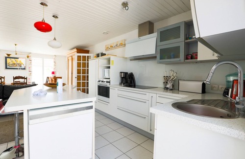 La Flotte Chalet De Esquí | Confortable casa para 10 cerca del pueblo