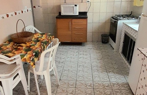 Loty Casa | Confortable y Aireado casa en Mongaguá Óptima para Familia horarios flexibles